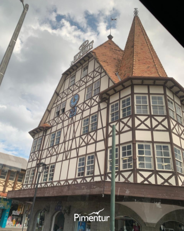 Semana Santa em Balneário Camburiú & Florianópolis