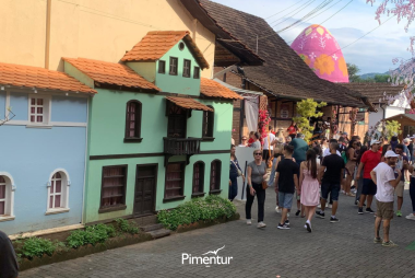 Semana Santa em Balneário Camburiú & Florianópolis
