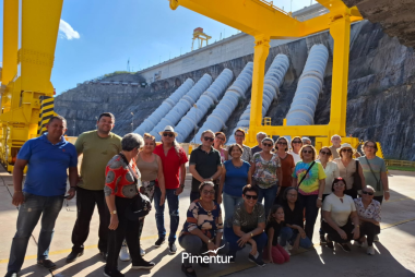 Encante-se com a beleza dos Cânios de Xingó do Velho Chico