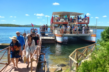 Encante-se com a beleza dos Cânios de Xingó do Velho Chico