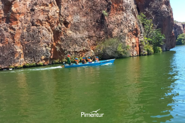 Encante-se com a beleza dos Cânios de Xingó do Velho Chico
